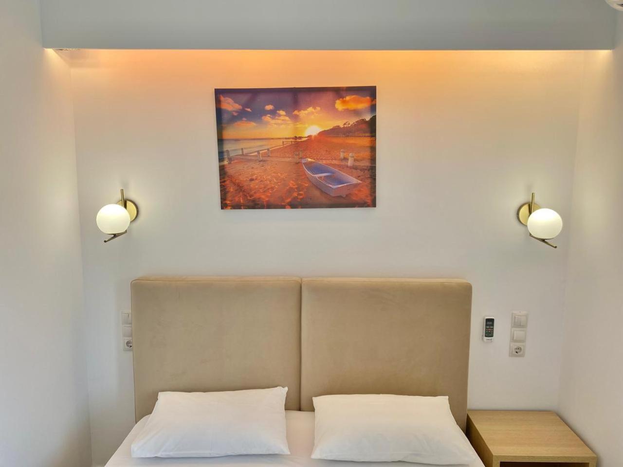 Foti Rooms Himare Exteriör bild