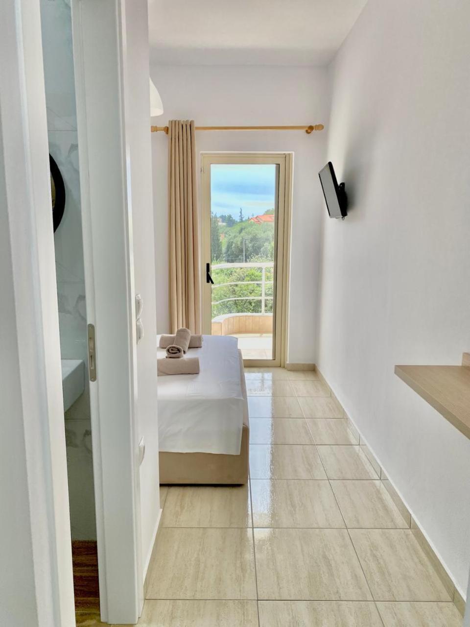 Foti Rooms Himare Exteriör bild