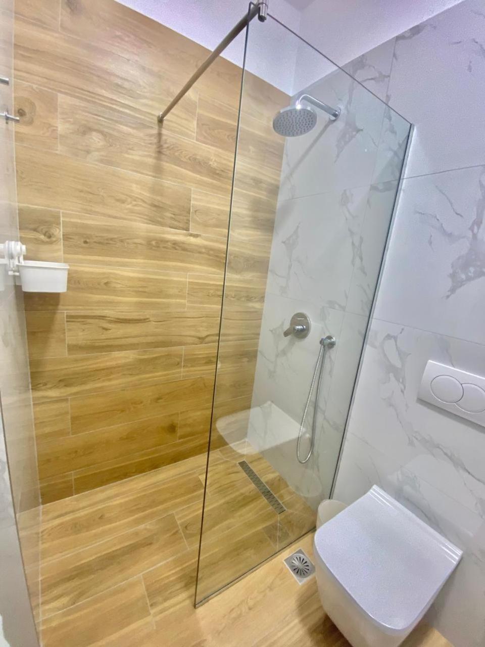 Foti Rooms Himare Exteriör bild
