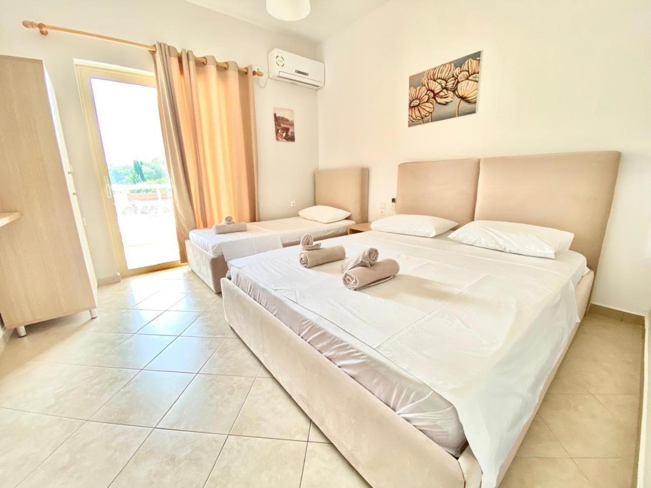 Foti Rooms Himare Exteriör bild