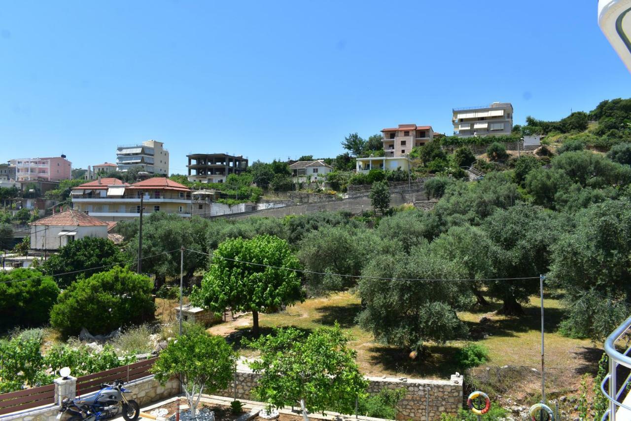 Foti Rooms Himare Exteriör bild